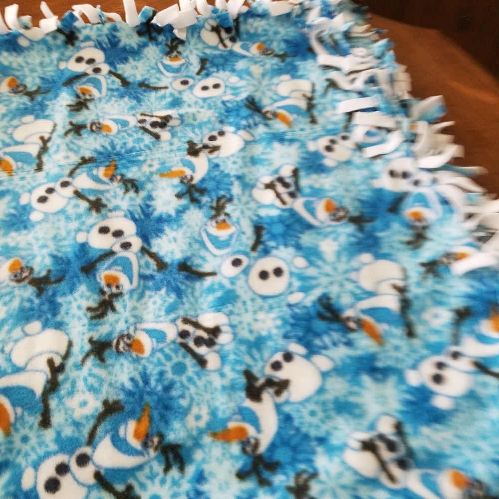 New, Olaf fleece blanket